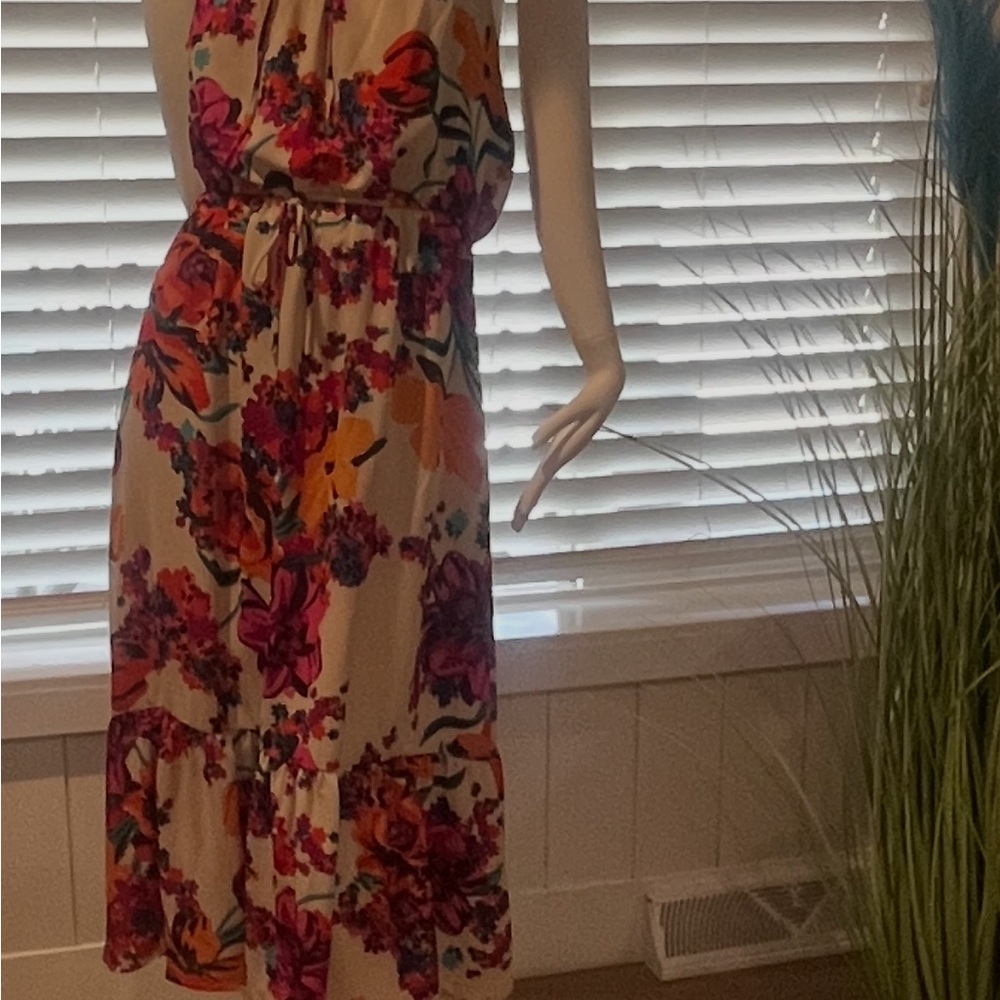 Floral Halter Neck Maxi Dress